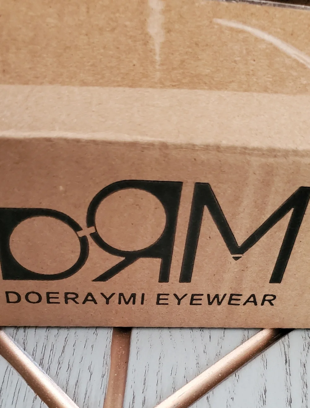 New Doeraymi Blue Light Blocking Cat-Eye Eyeglasses with Pink Cloth. 55-19-150.